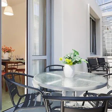Апартаменты Terragni 1937 Heritage Flat - Rooftop Terrace